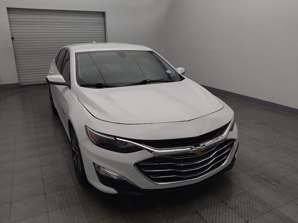 2020 Chevrolet Malibu in Live Oak, TX 78233 - 18114577 14
