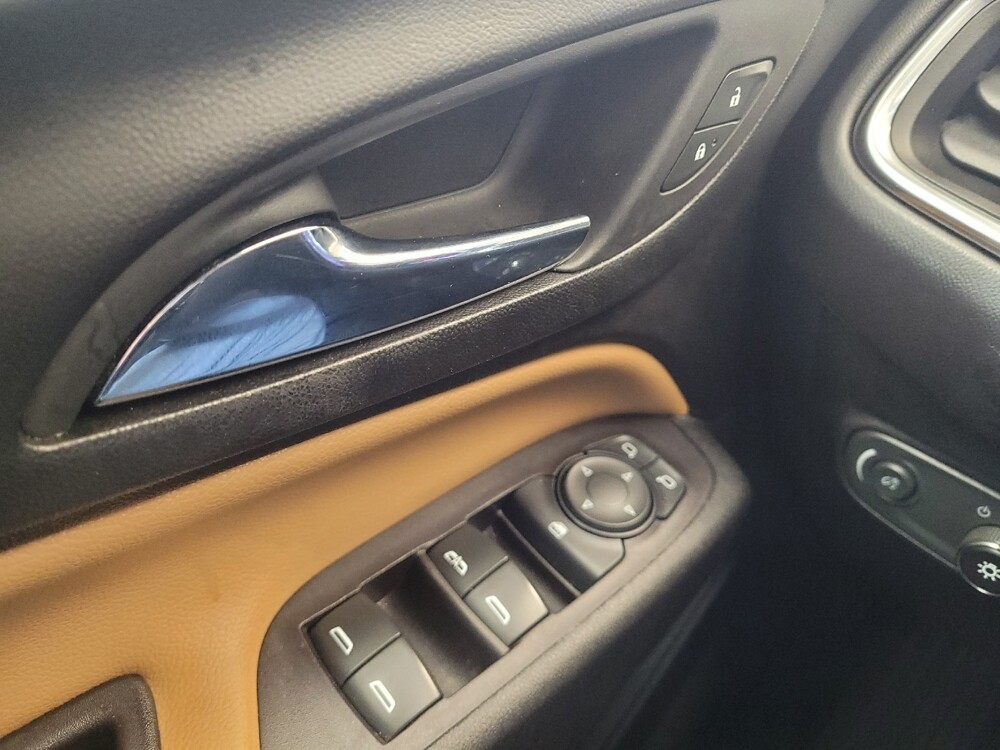 2020 Chevrolet Equinox in Cincinnati, OH 45255 - 18114587 27