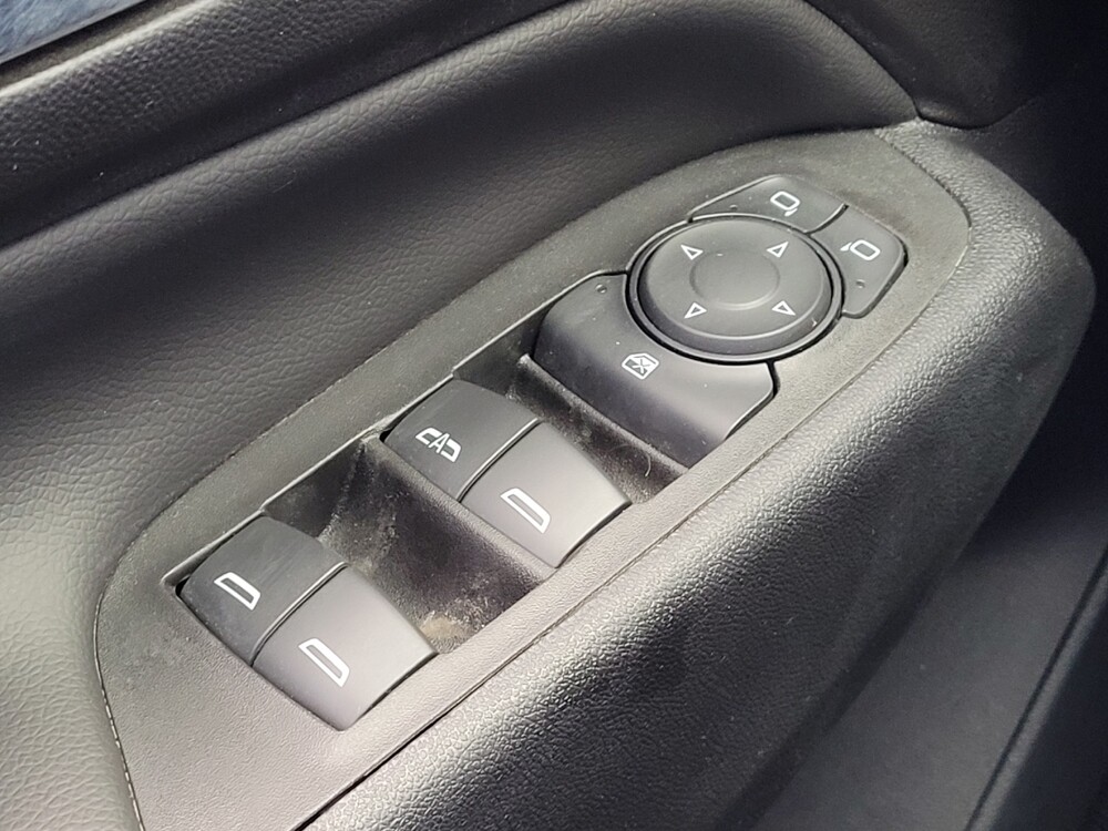 2021 Chevrolet Equinox in Cincinnati, OH 45255 - 18114589 27