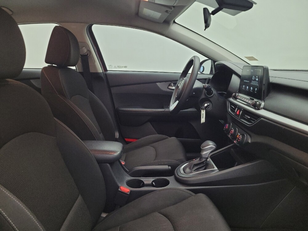 2021 Kia Forte in Maple Heights, OH 44137 - 18114590 21