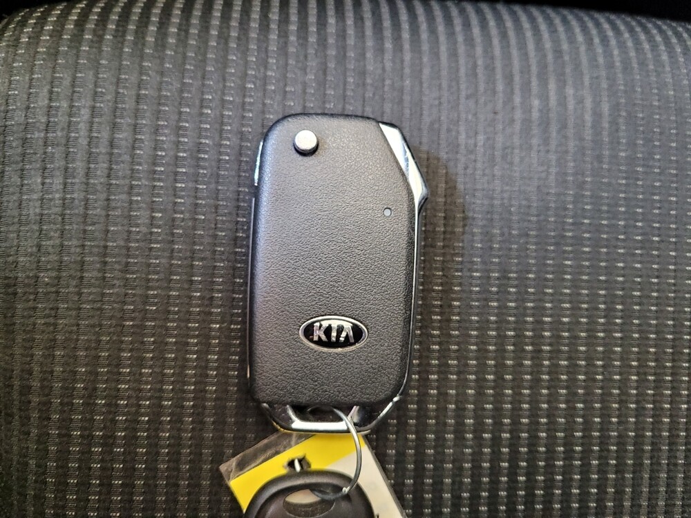 2021 Kia Forte in Maple Heights, OH 44137 - 18114590 32