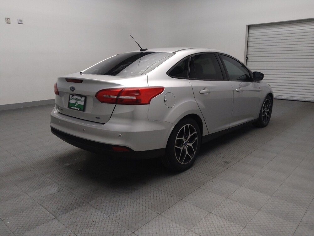 2017 Ford Focus in Arlington, TX 76011 - 18114593 9