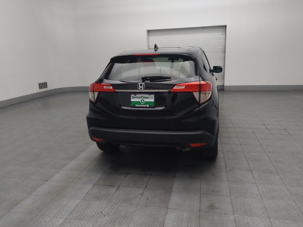 2022 Honda HR-V in Morrow, GA 30260 - 18114595 7