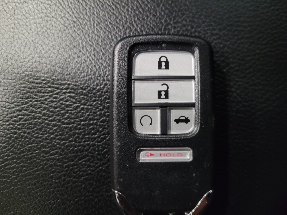 2018 Honda Accord in Allentown, PA 18103 - 18114597 32