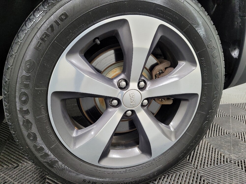 2019 Jeep Cherokee in Pittsburgh, PA 15236 - 18114599 31