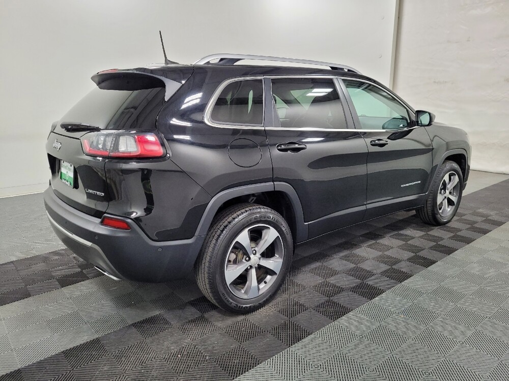 2019 Jeep Cherokee in Pittsburgh, PA 15236 - 18114599 10