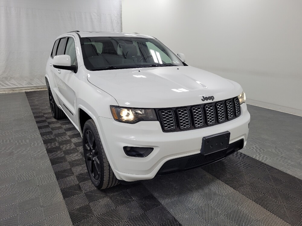 2018 Jeep Grand Cherokee in Plymouth Meeting, PA 19462 - 18114612 13