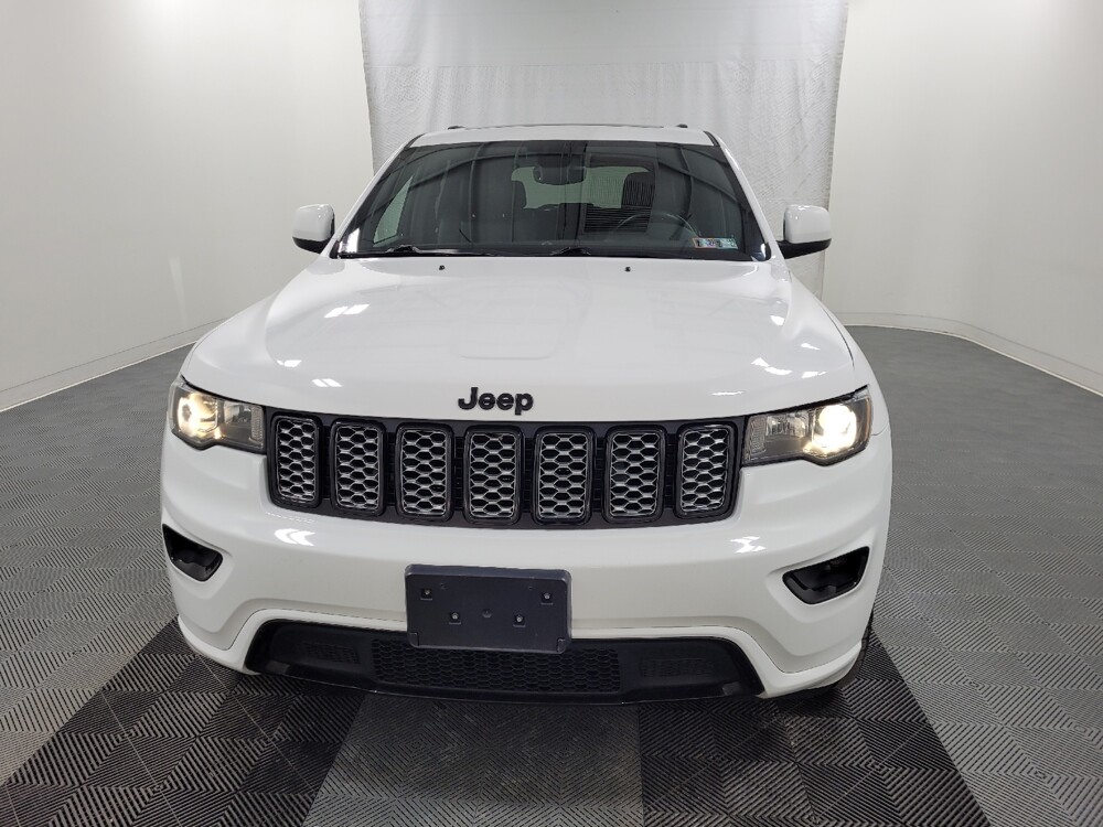 2018 Jeep Grand Cherokee in Plymouth Meeting, PA 19462 - 18114612 15