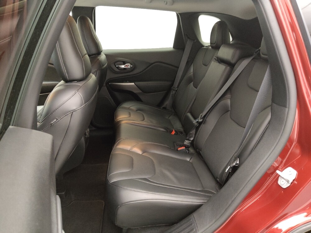 2021 Jeep Cherokee in Independence, MO 64055 - 18114617 18