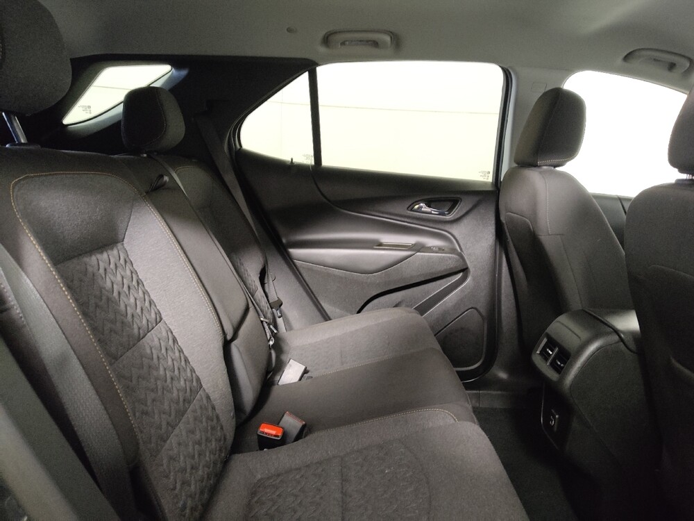 2023 Chevrolet Equinox in Midlothian, IL 60445 - 18114619 19