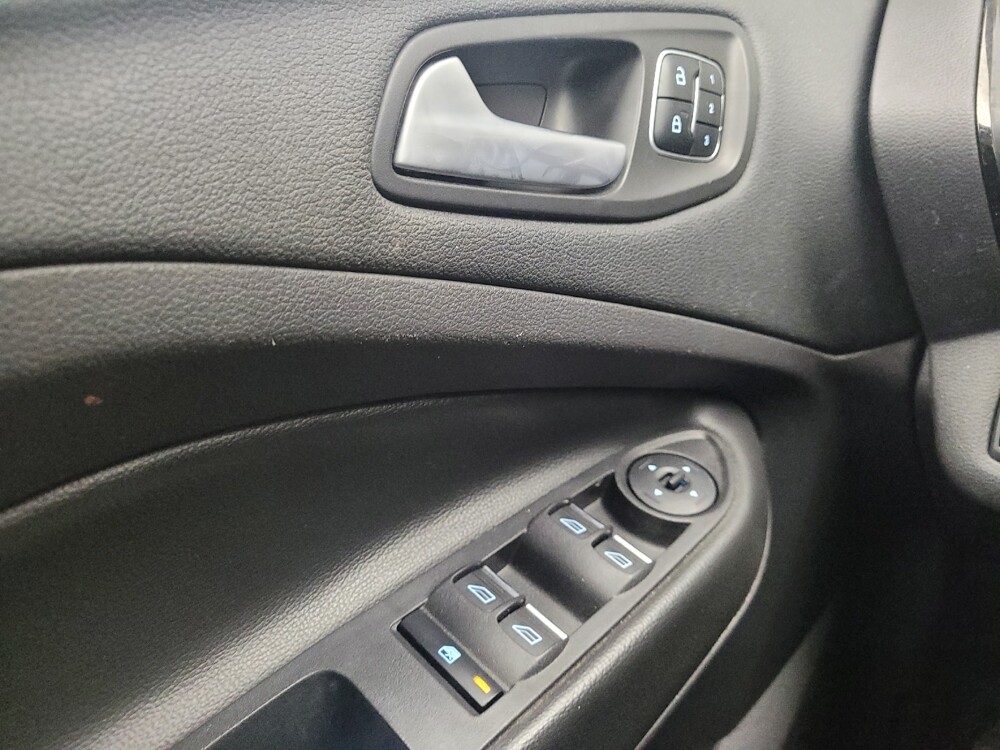 2017 Ford Escape in Eastpointe, MI 48021 - 18114623 27