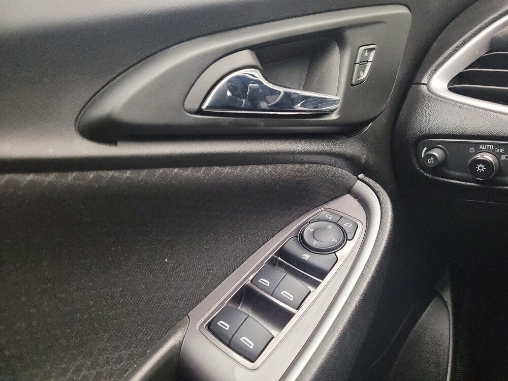 2023 Chevrolet Malibu in Eastpointe, MI 48021 - 18114624 27