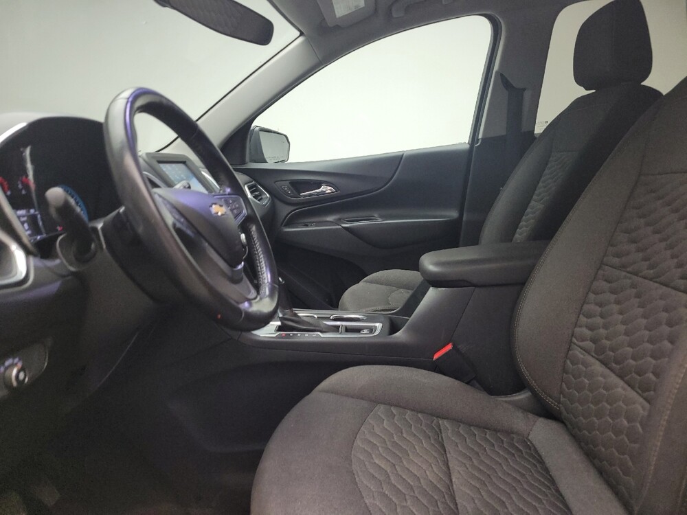 2018 Chevrolet Equinox in Eastpointe, MI 48021 - 18114627 17