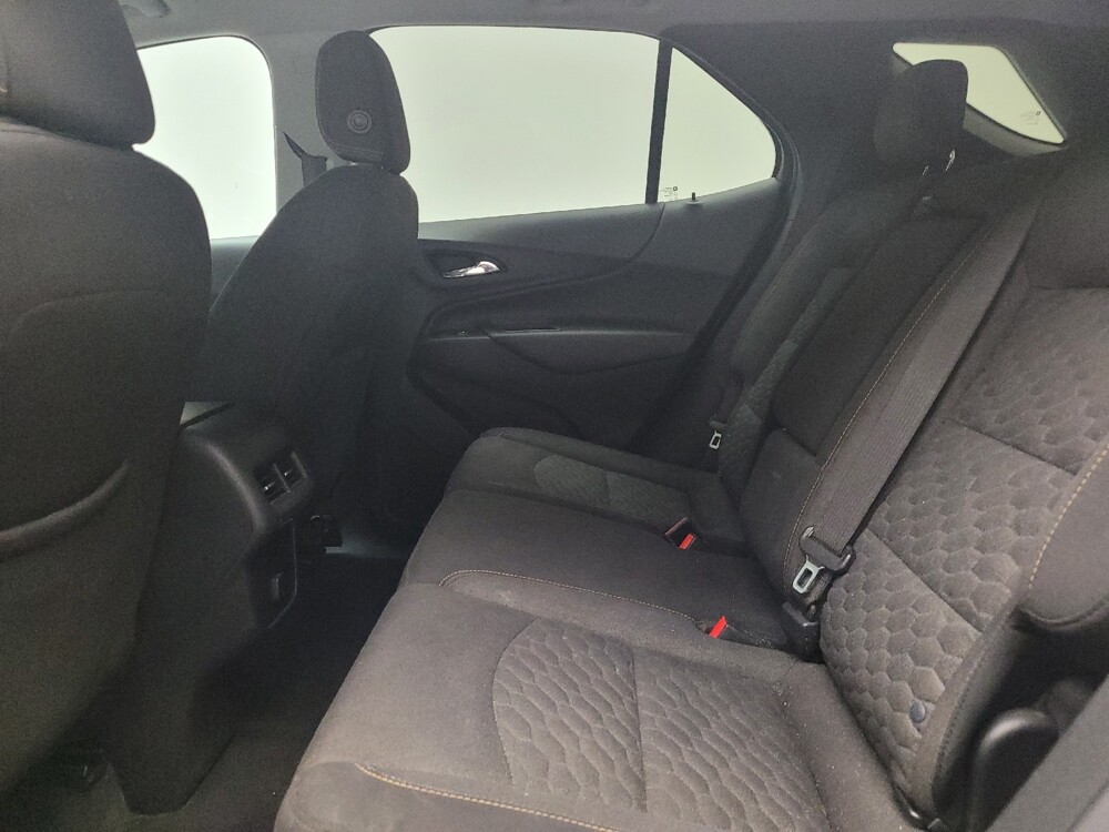 2018 Chevrolet Equinox in Eastpointe, MI 48021 - 18114627 18