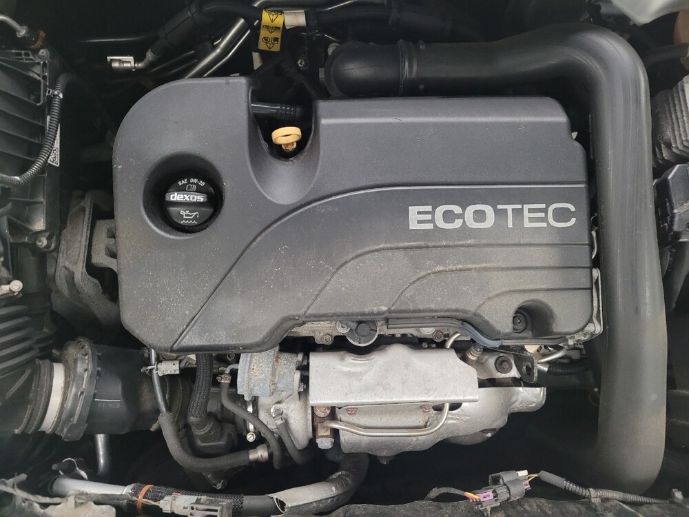 2018 Chevrolet Equinox in Eastpointe, MI 48021 - 18114627 30