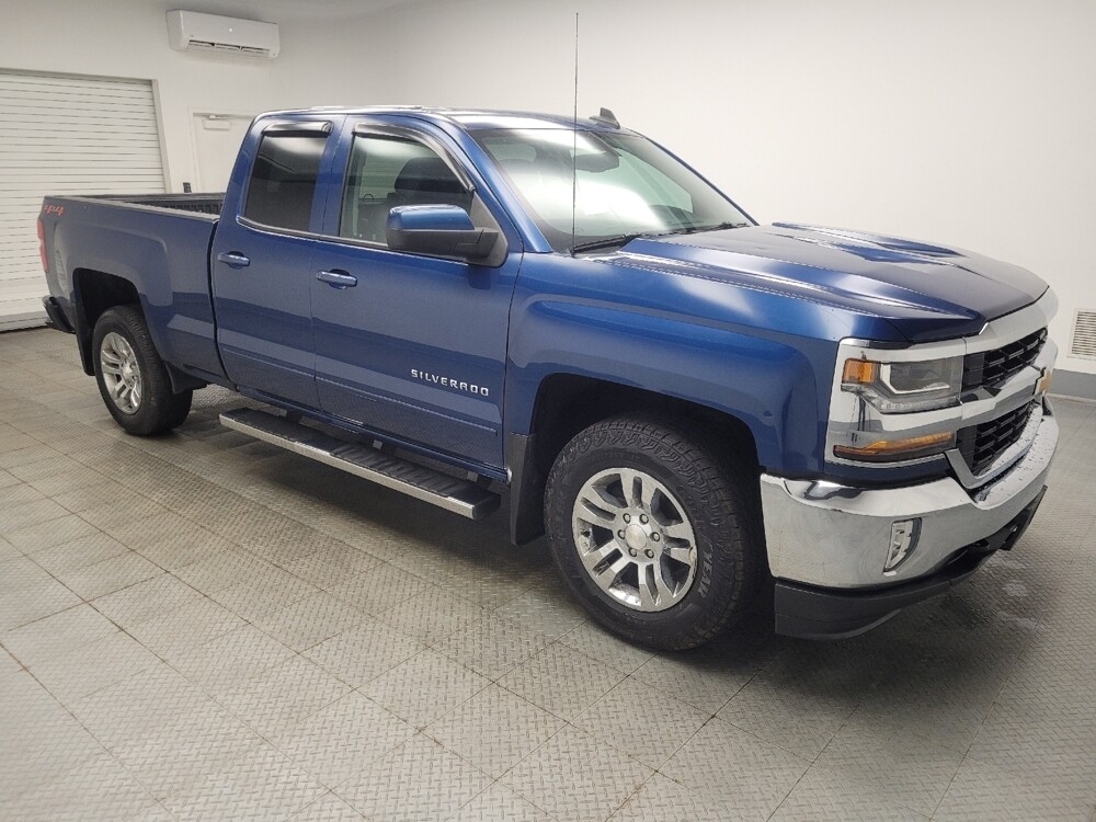 2019 Chevrolet Silverado 1500 in Ft Wayne, IN 46805 - 18114635 11