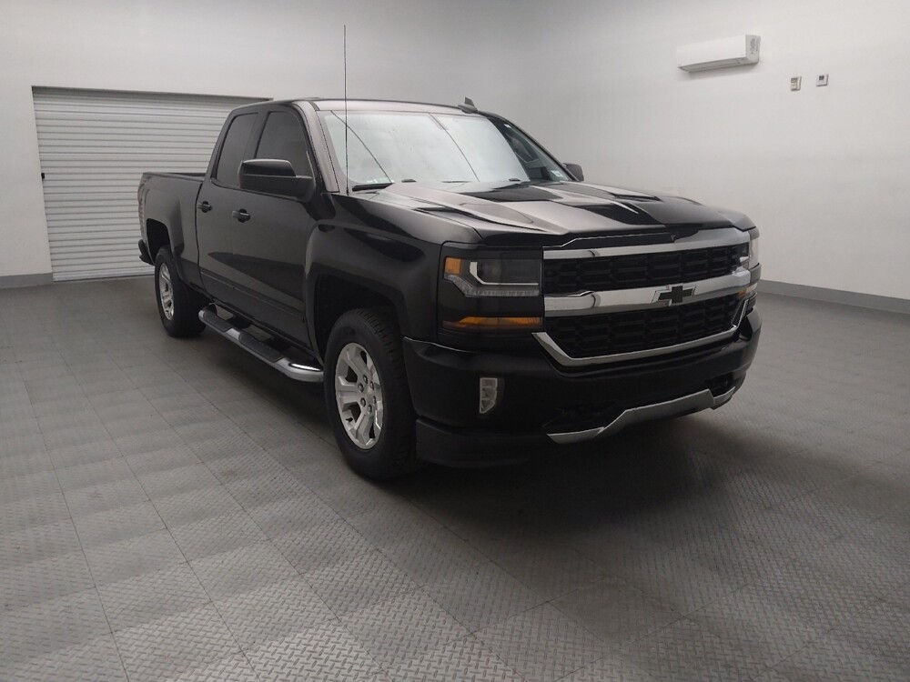 2017 Chevrolet Silverado 1500 in Arlington, TX 76011 - 18114638 13