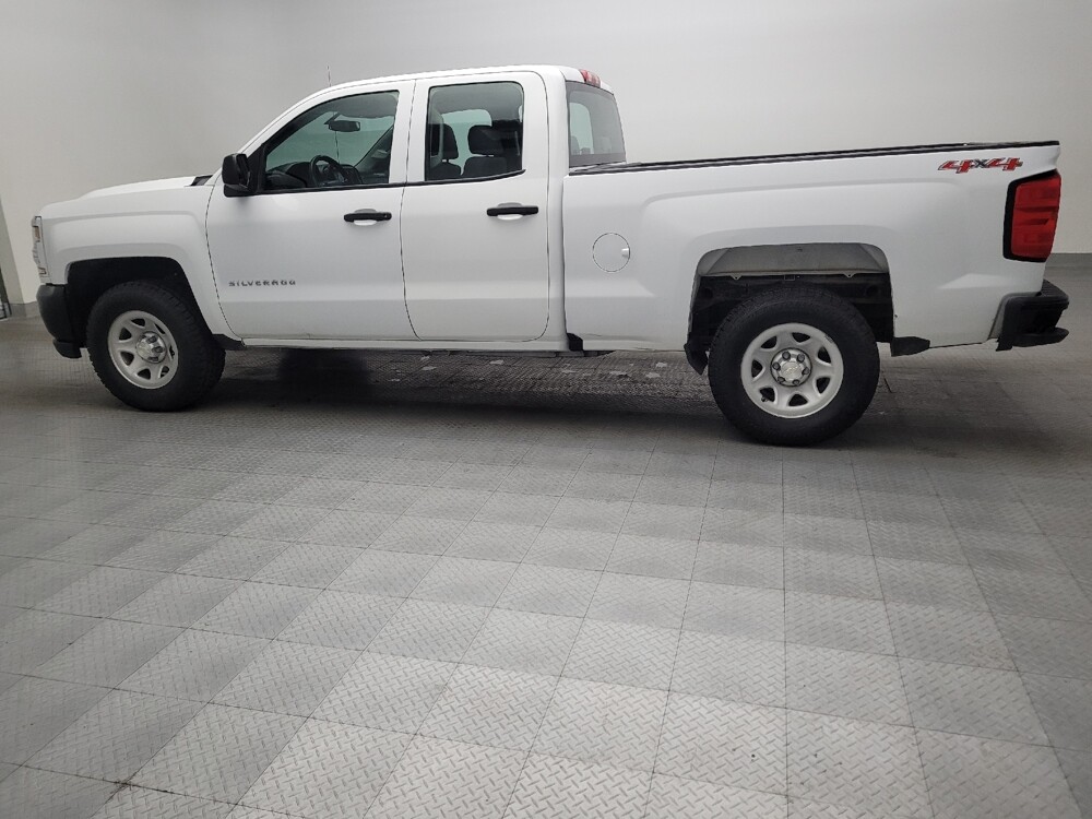 2017 Chevrolet Silverado 1500 in Fort Worth, TX 76116 - 18114652 3