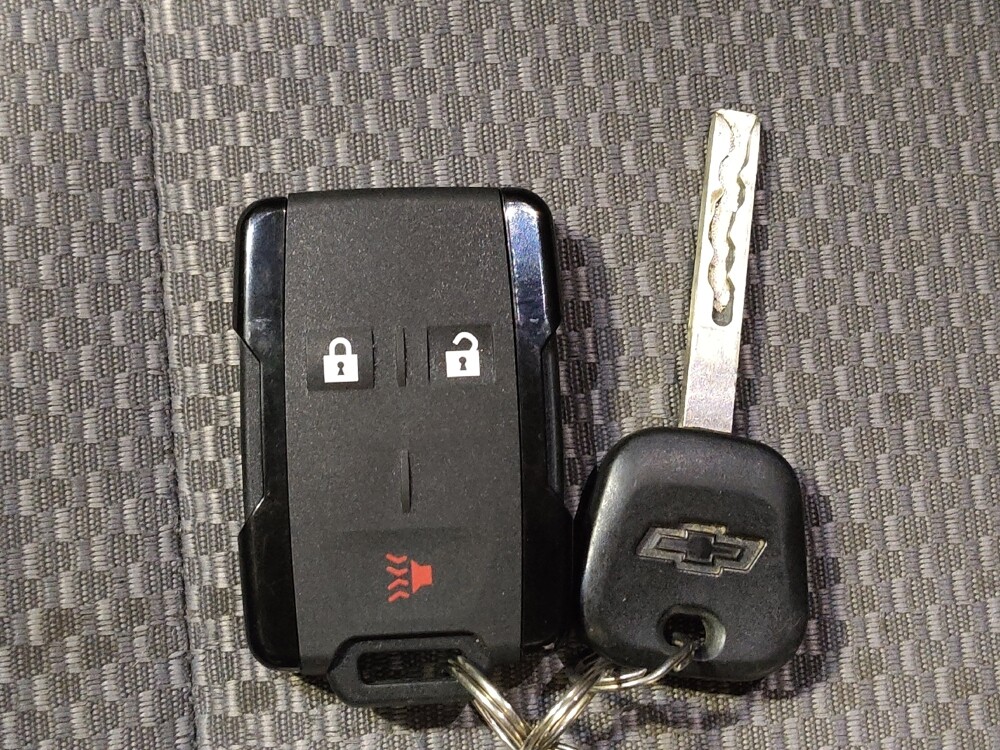 2017 Chevrolet Silverado 1500 in Fort Worth, TX 76116 - 18114652 32