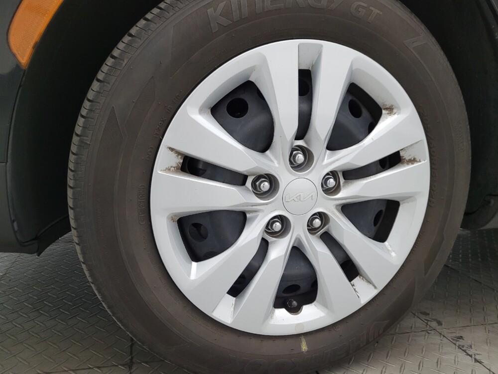 2023 Kia Soul in Phoenix, AZ 85015 - 18114659 31