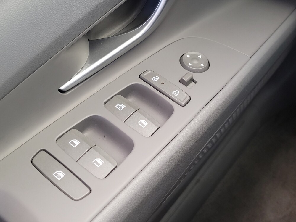 2025 Hyundai Elantra in Maple Heights, OH 44137 - 18114665 27