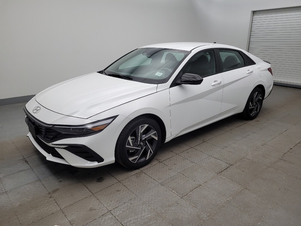 2025 Hyundai Elantra in Maple Heights, OH 44137 - 18114665 2