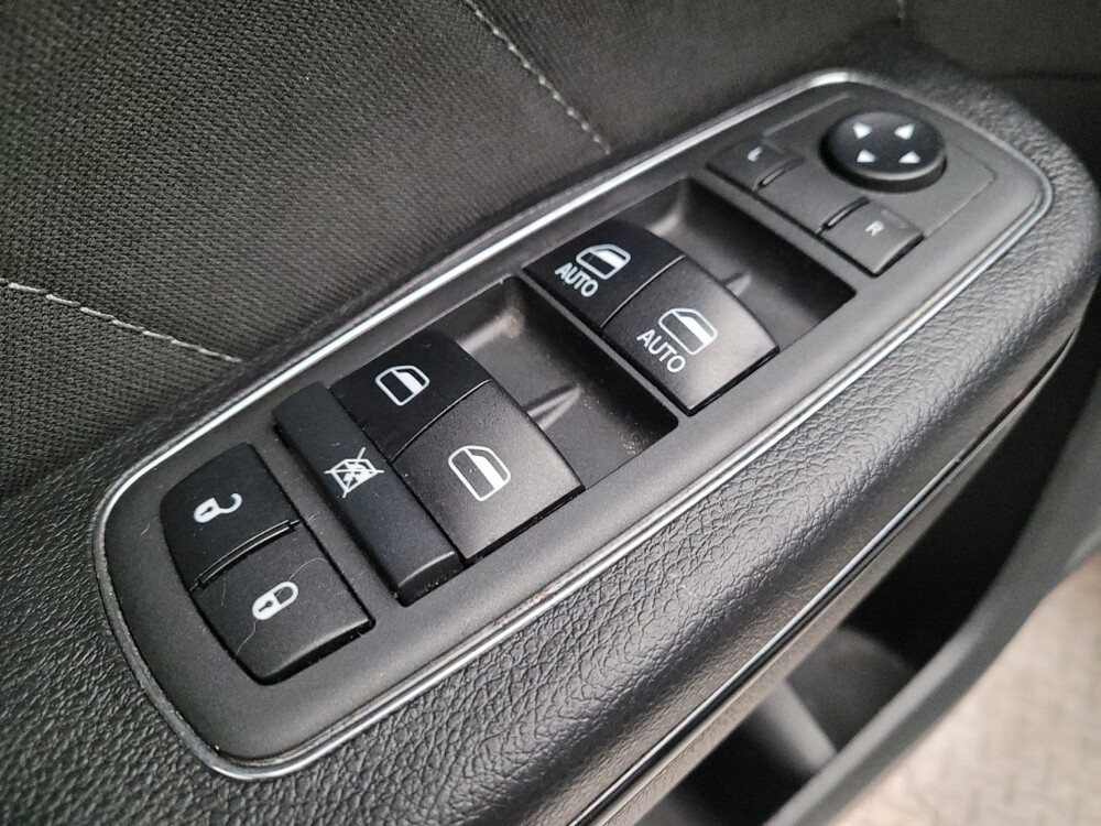 2019 Dodge Charger in Montclair, CA 91763 - 18114668 27