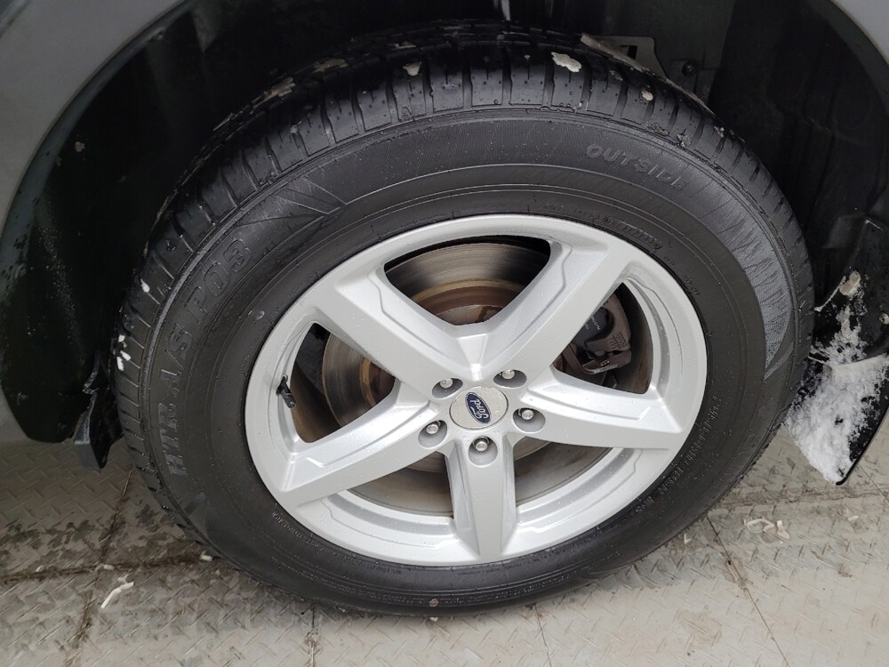 2017 Ford Explorer in Cincinnati, OH 45255 - 18114676 31