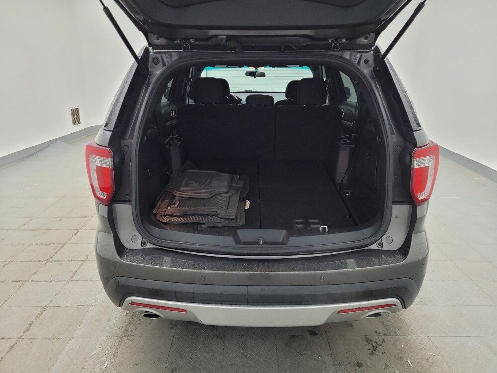 2017 Ford Explorer in Cincinnati, OH 45255 - 18114676 29