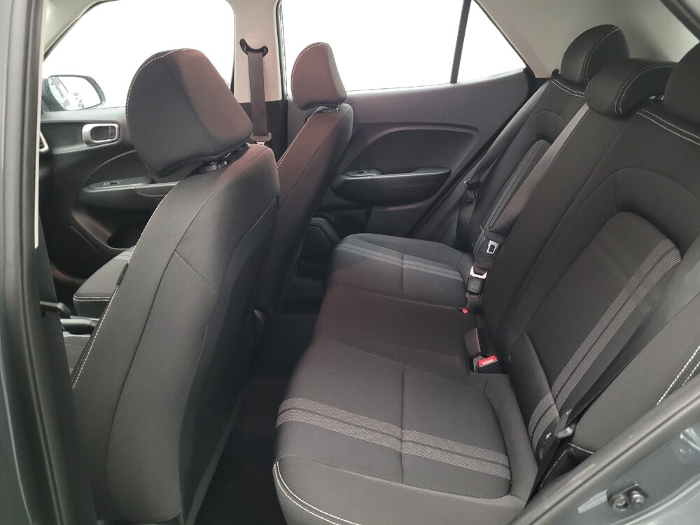 2025 Hyundai Venue in Downey, CA 90241 - 18114680 18