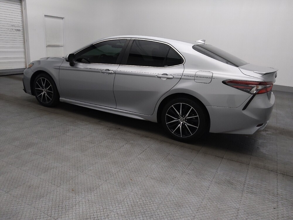 2021 Toyota Camry in West Palm Beach, FL 33409 - 18114687 3