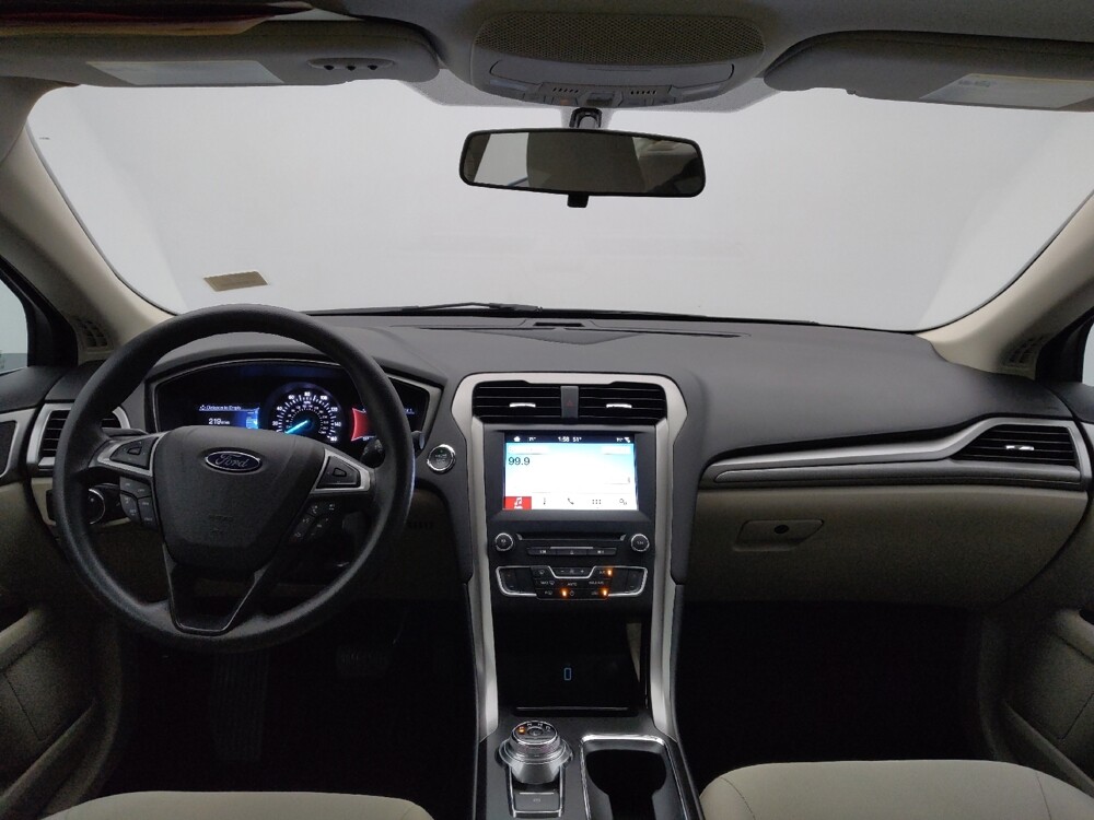 2018 Ford Fusion in Gladstone, MO 64118 - 18114700 22