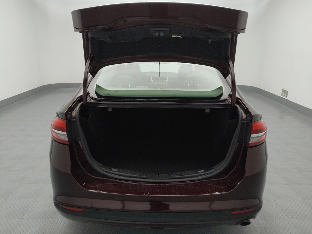 2018 Ford Fusion in Gladstone, MO 64118 - 18114700 29