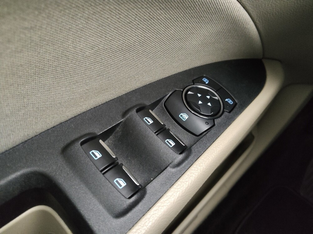 2018 Ford Fusion in Gladstone, MO 64118 - 18114700 27