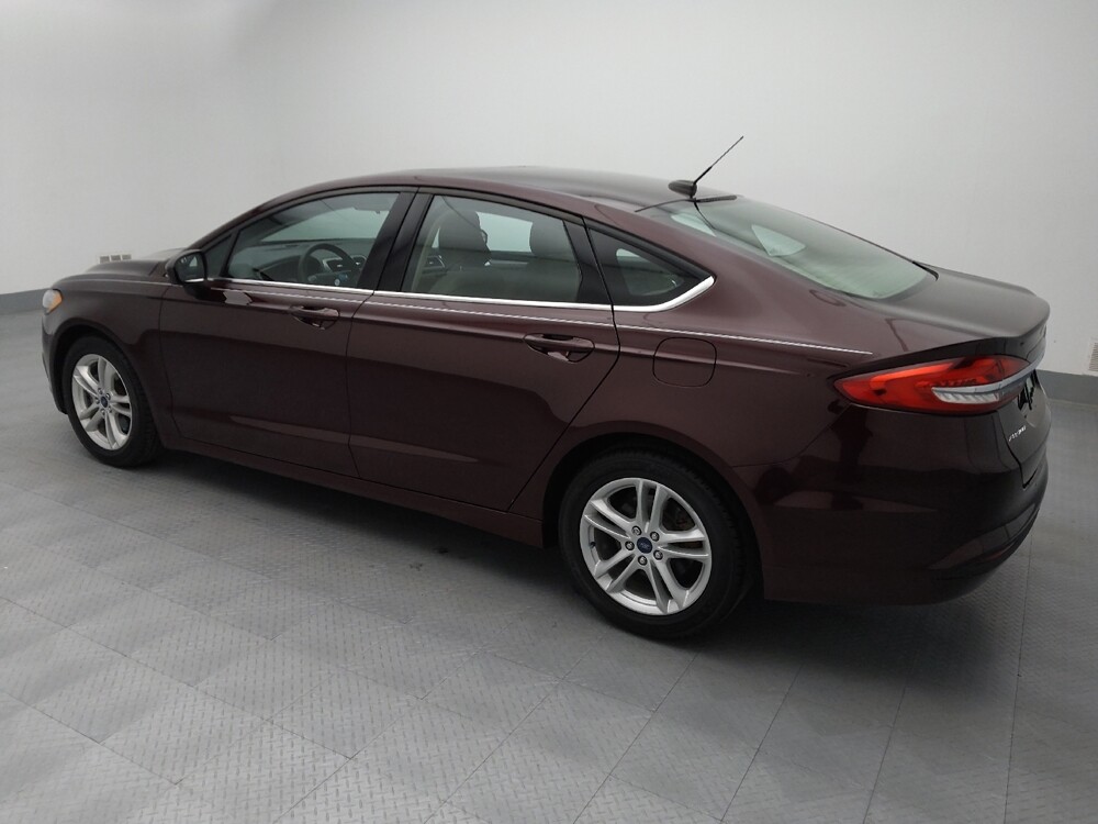 2018 Ford Fusion in Gladstone, MO 64118 - 18114700 3