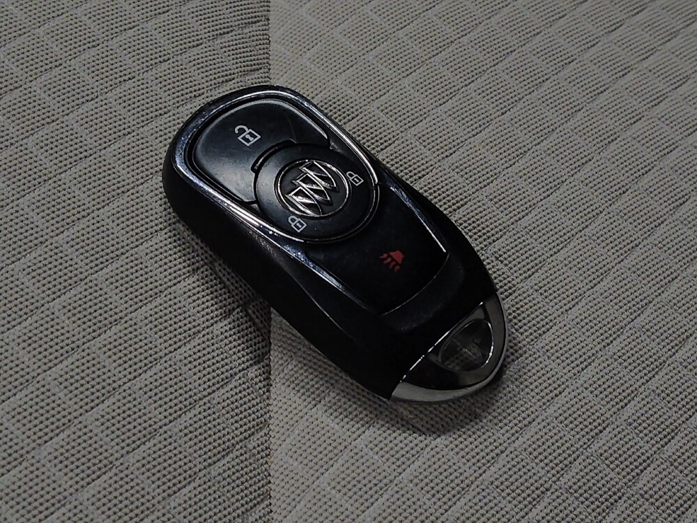 2019 Buick Encore in Glendale, AZ 85301 - 18114711 32