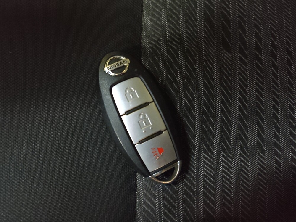 2021 Nissan Versa in Greenville, SC 29607 - 18114712 32