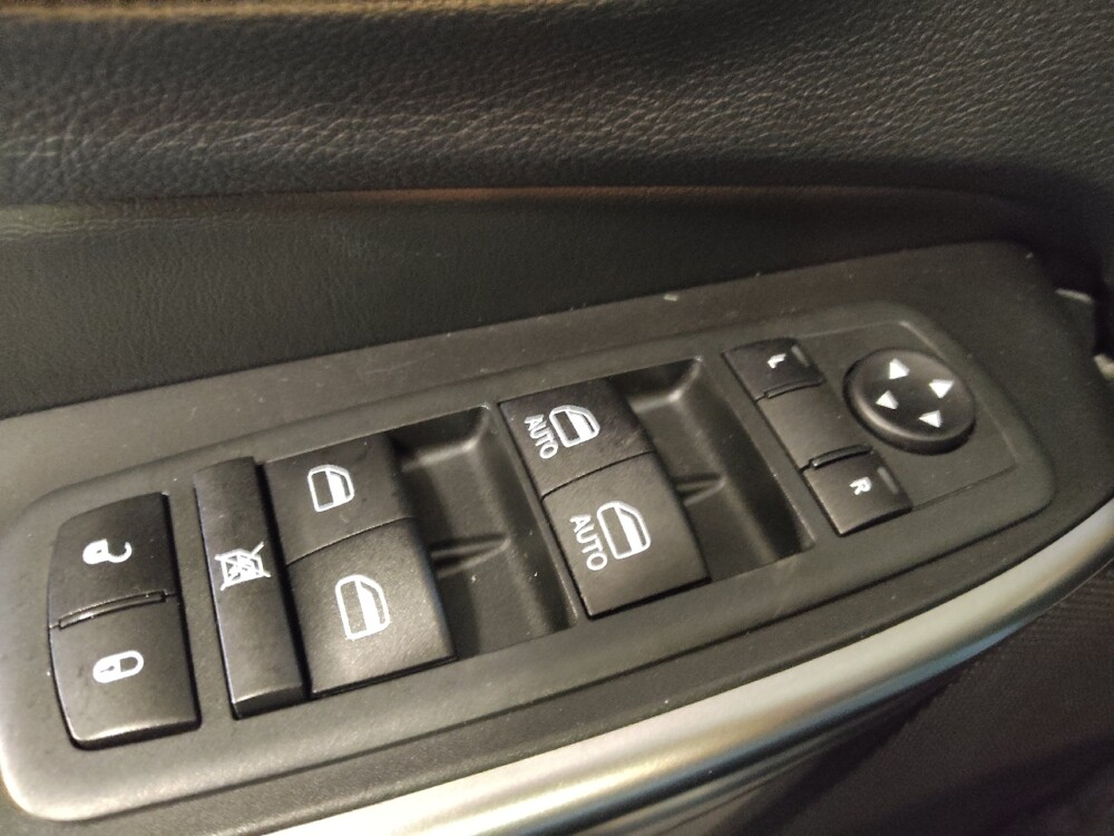 2020 Jeep Cherokee in Columbia, SC 29210 - 18114713 27