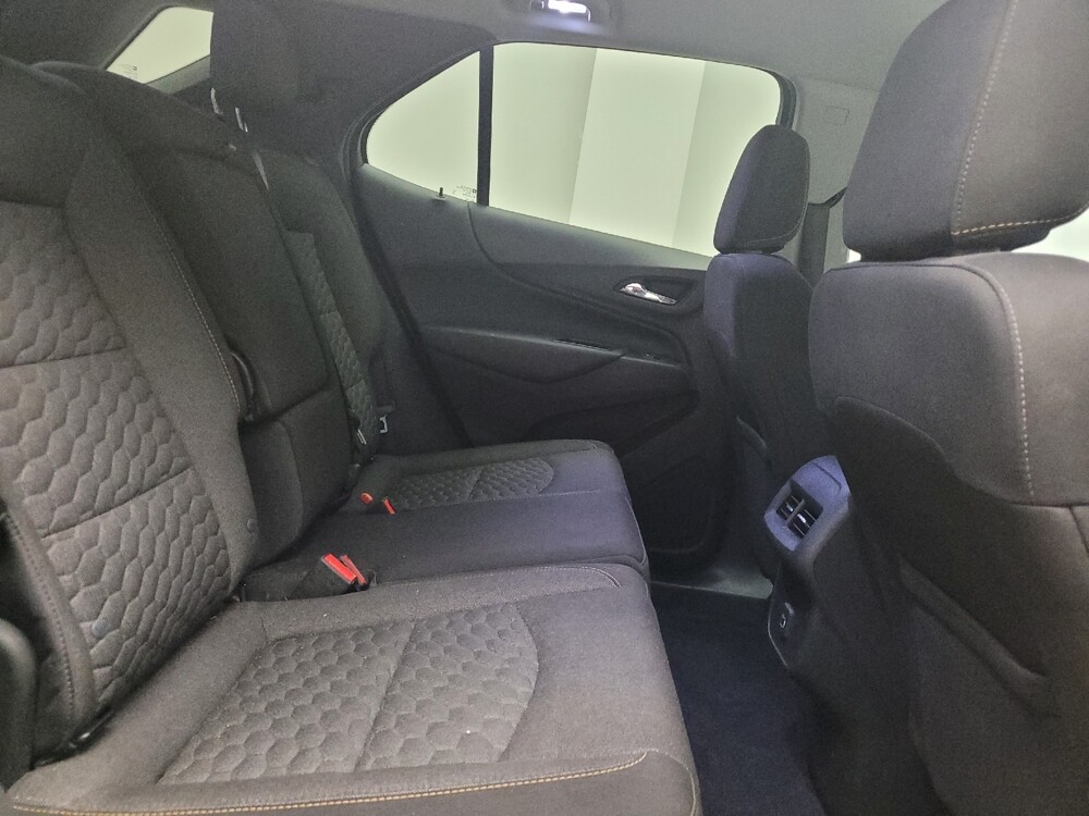 2019 Chevrolet Equinox in Eastpointe, MI 48021 - 18114720 19