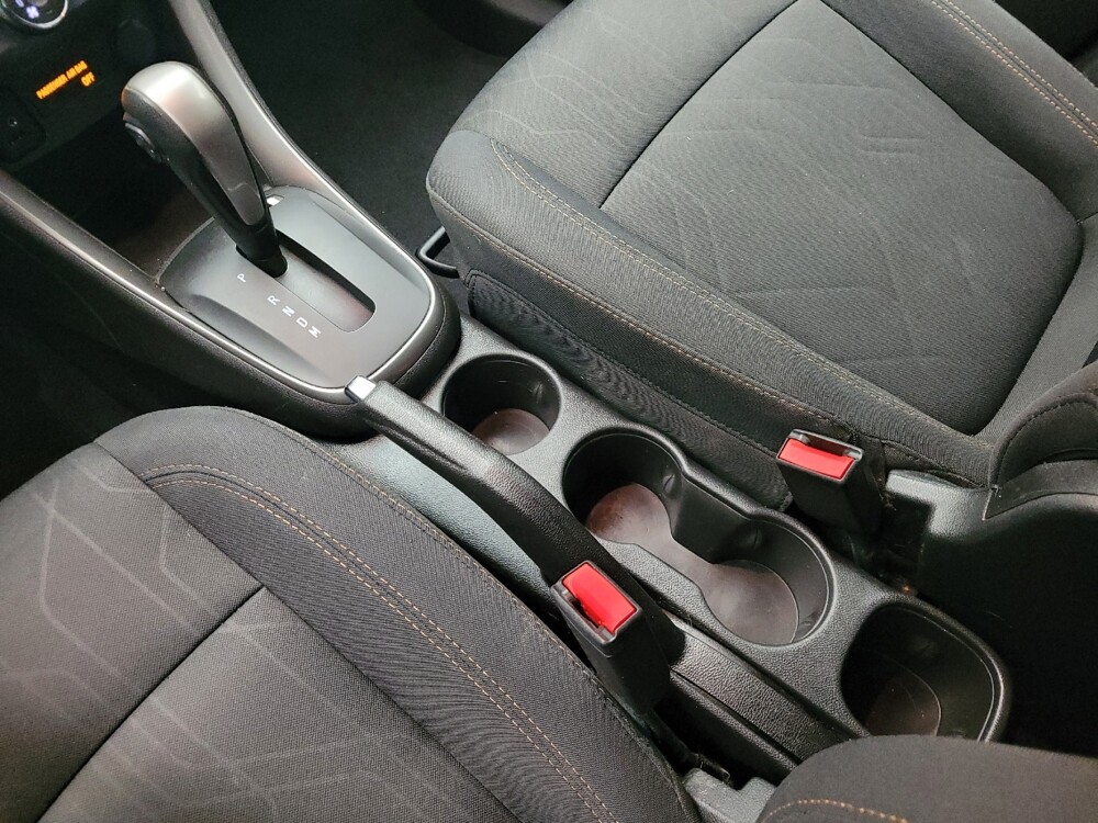 2018 Chevrolet Trax in Eastpointe, MI 48021 - 18114735 26