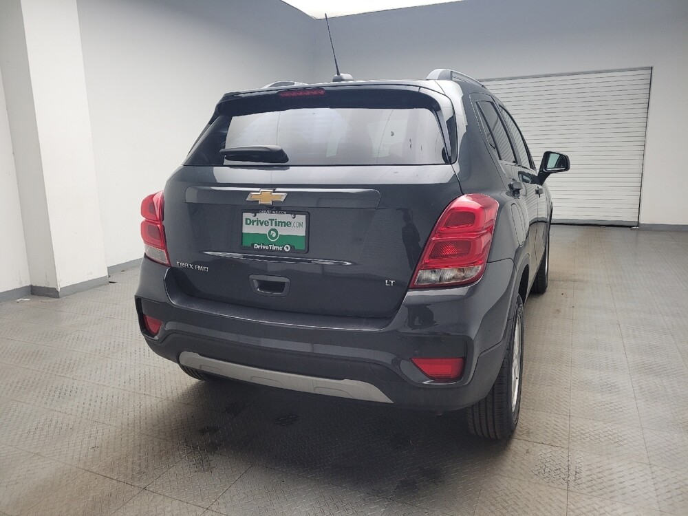 2018 Chevrolet Trax in Eastpointe, MI 48021 - 18114735 7