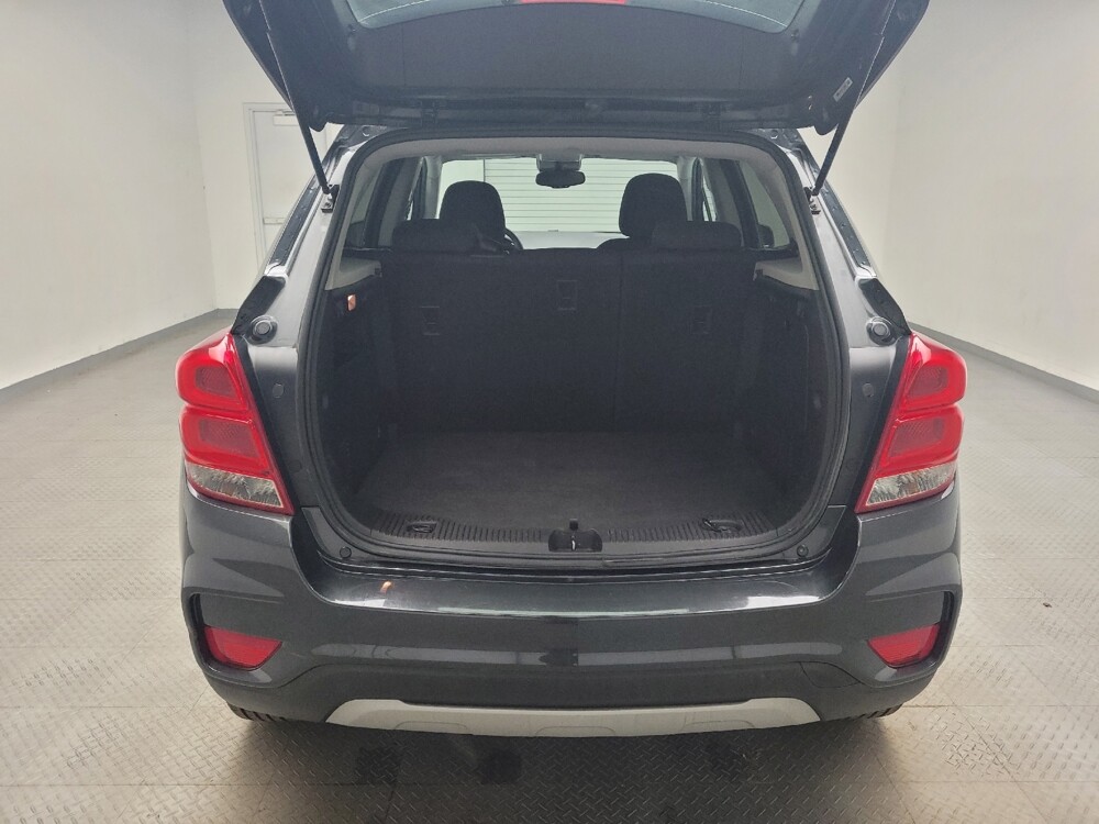 2018 Chevrolet Trax in Eastpointe, MI 48021 - 18114735 29