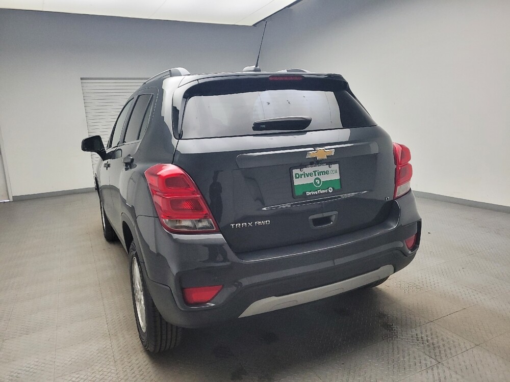 2018 Chevrolet Trax in Eastpointe, MI 48021 - 18114735 6