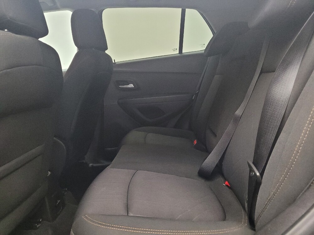 2018 Chevrolet Trax in Eastpointe, MI 48021 - 18114735 18
