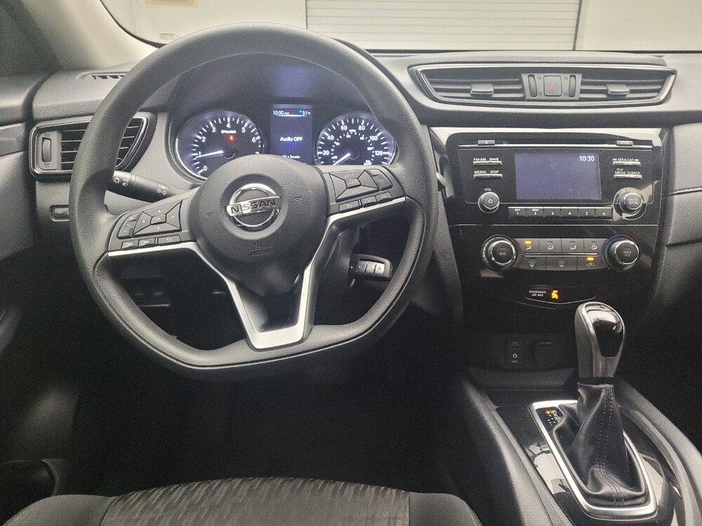 2017 Nissan Rogue in Eastpointe, MI 48021 - 18114737 22