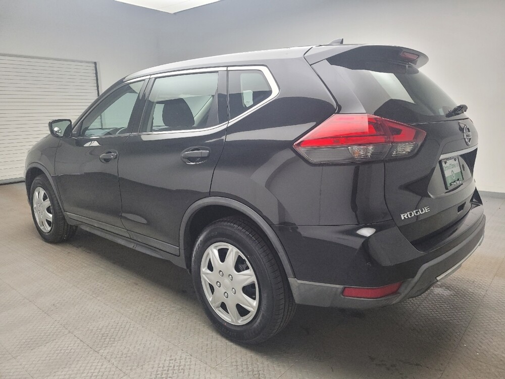 2017 Nissan Rogue in Eastpointe, MI 48021 - 18114737 3