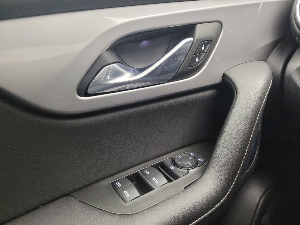 2024 Chevrolet Blazer in Grand Rapids, MI 49508 - 18114739 27