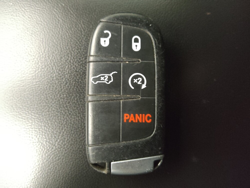 2020 Jeep Grand Cherokee in Houston, TX 77060 - 18114751 32