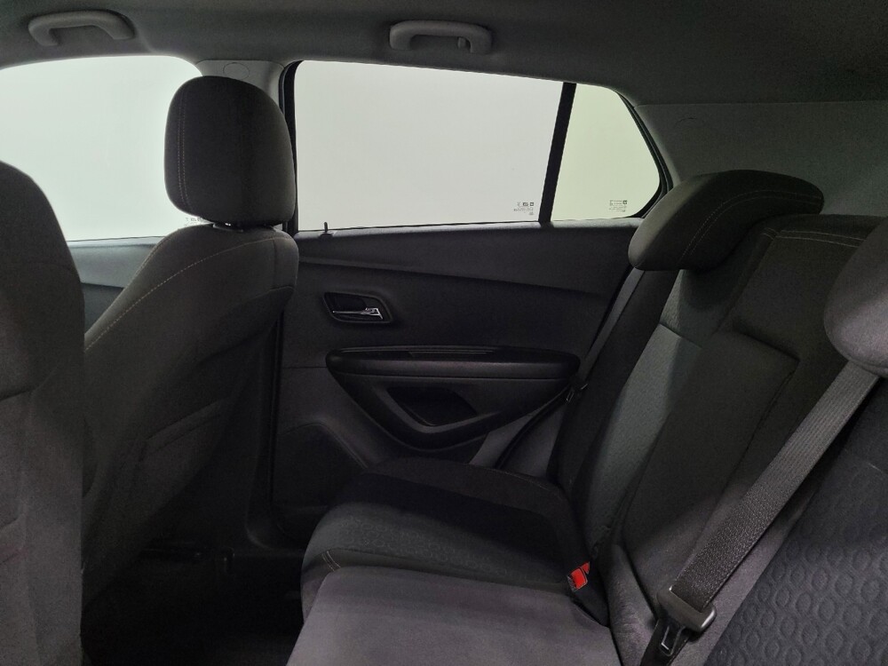 2022 Chevrolet Trax in Allentown, PA 18103 - 18114763 18