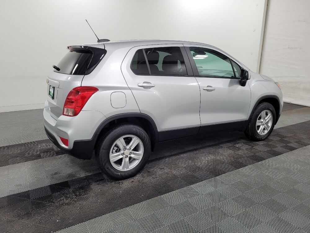 2022 Chevrolet Trax in Allentown, PA 18103 - 18114763 10